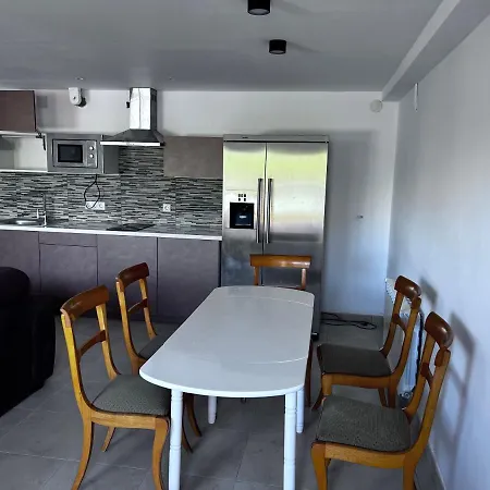 La Casa Linda Con Terraza Y Vistas Al Mar Apartamento *
